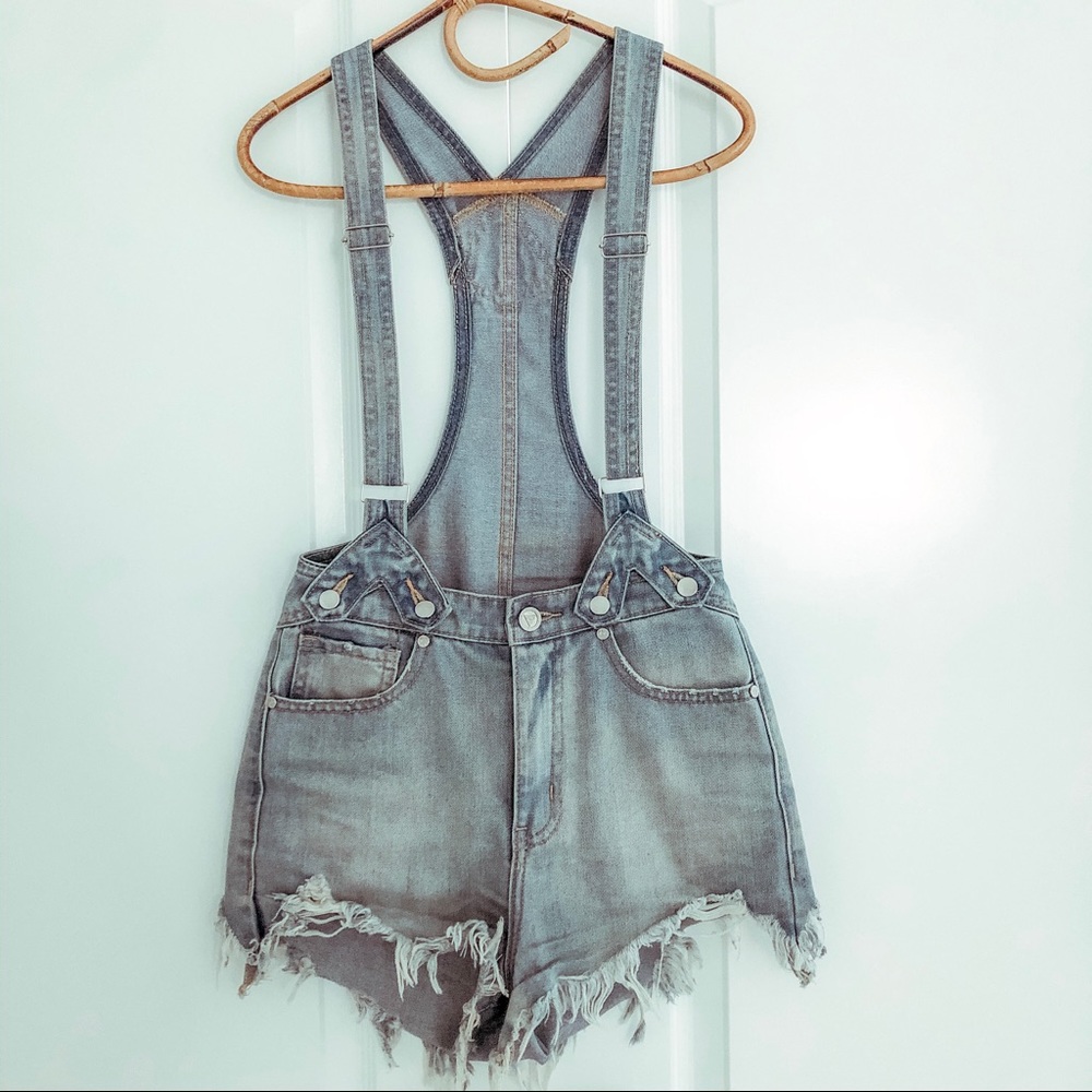 UNIF Penny Short Jumper